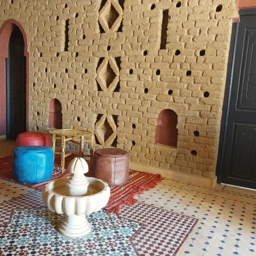 Riad Hassi Labied Мерзуга Экстерьер фото