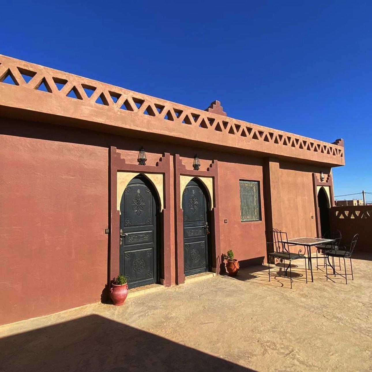 Riad Hassi Labied Мерзуга Экстерьер фото
