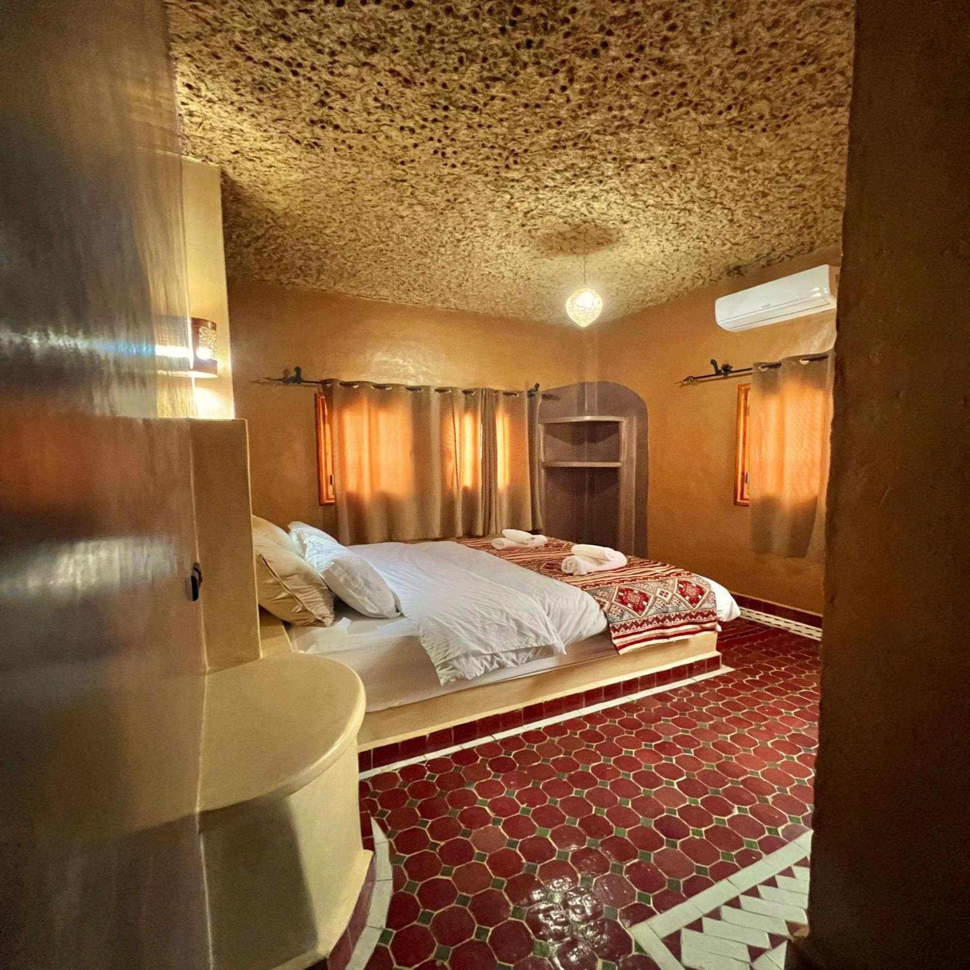 Riad Hassi Labied Мерзуга Экстерьер фото