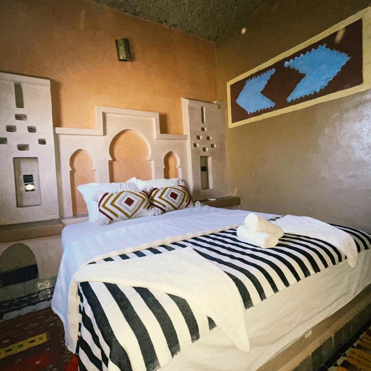Riad Hassi Labied Мерзуга Экстерьер фото