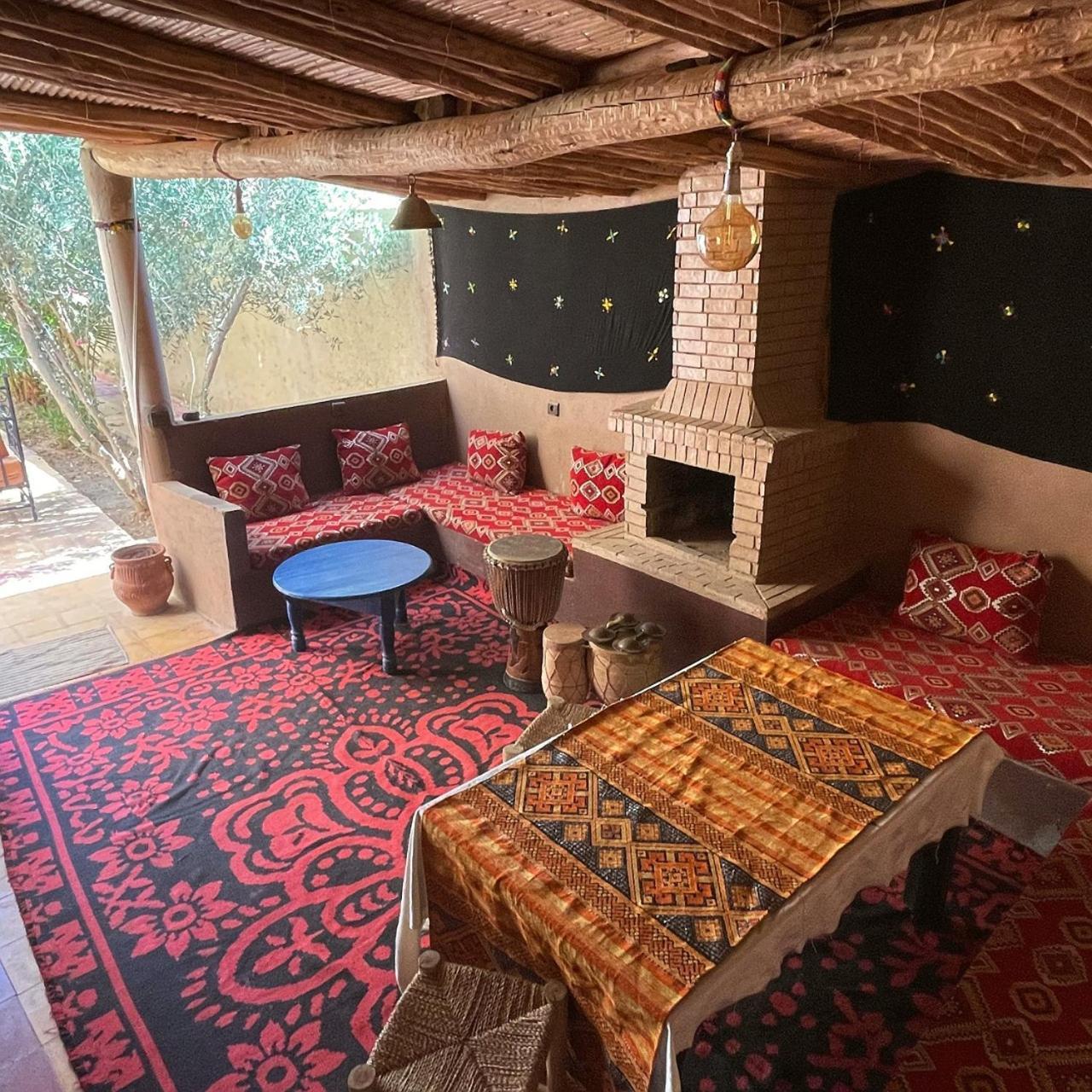 Riad Hassi Labied Мерзуга Экстерьер фото