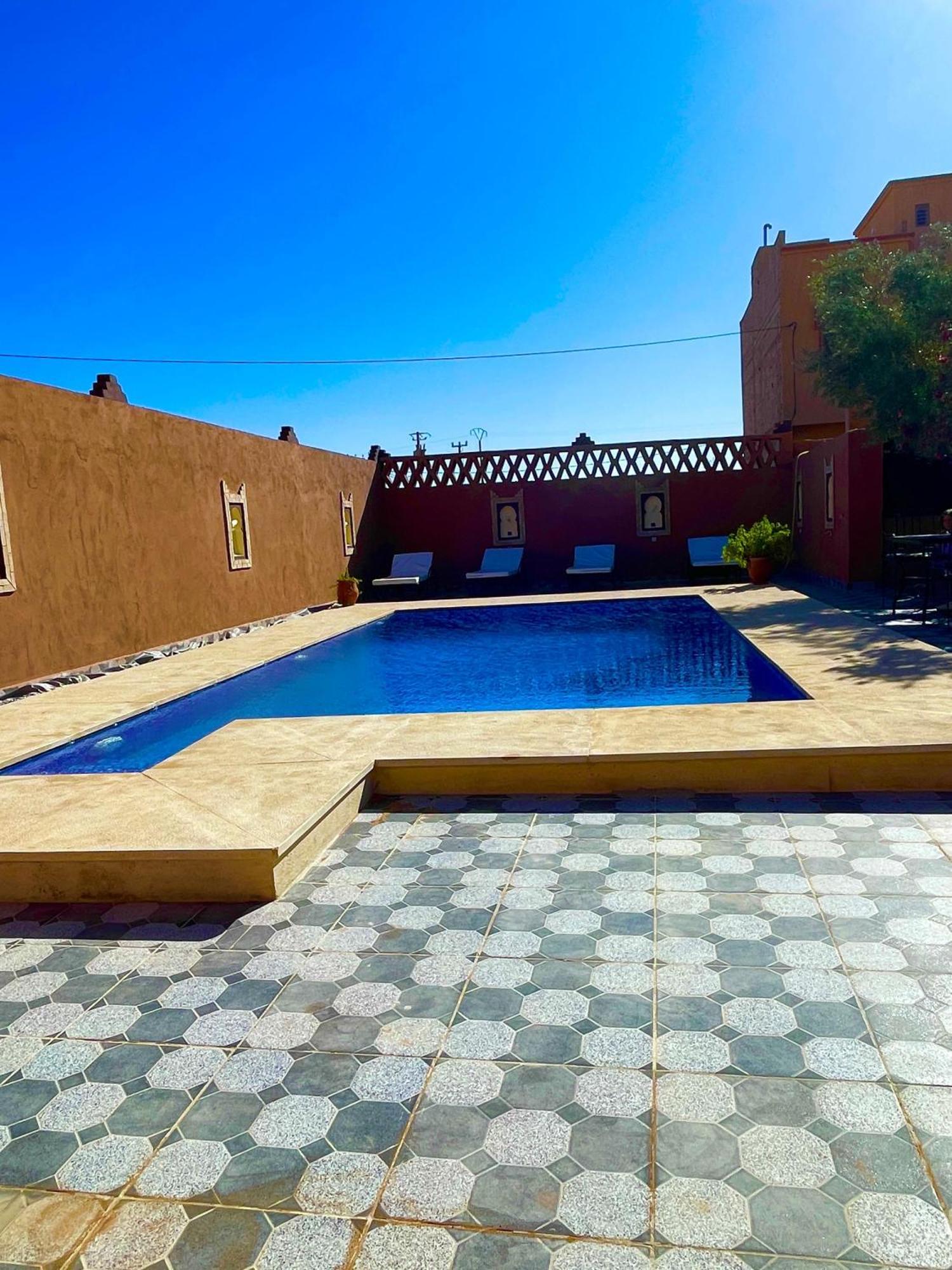 Riad Hassi Labied Мерзуга Экстерьер фото